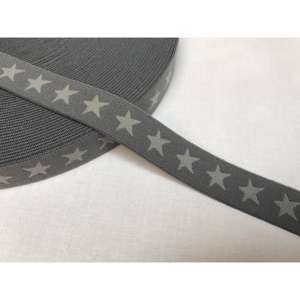 Blød elastik til undertøj  -  2 cm i grå med lys grå stjerner